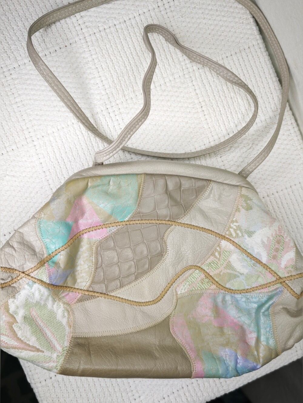 NWOT Fifth Avenue Handbags embroidered leather crossbody